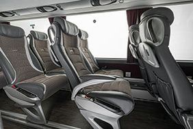 Cello® S400 im Serieneinsatz bei der EvoBus GmbH: Verbesserte Brandsicherheit bei gleichem Komfort (Quelle Daimler AG)